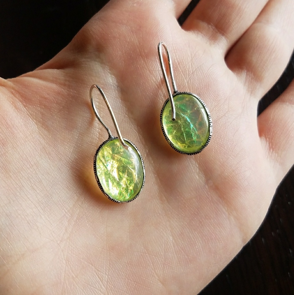 NWOT Stunning Silver Triplet Opal Earrings - Picture 5 of 5